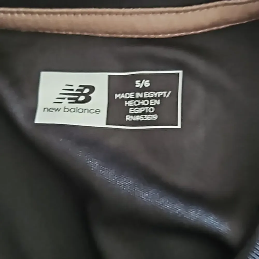 New Balance Boys Black Short Sleeve Performance Tee Shirt - Size 5/6 NWOT
